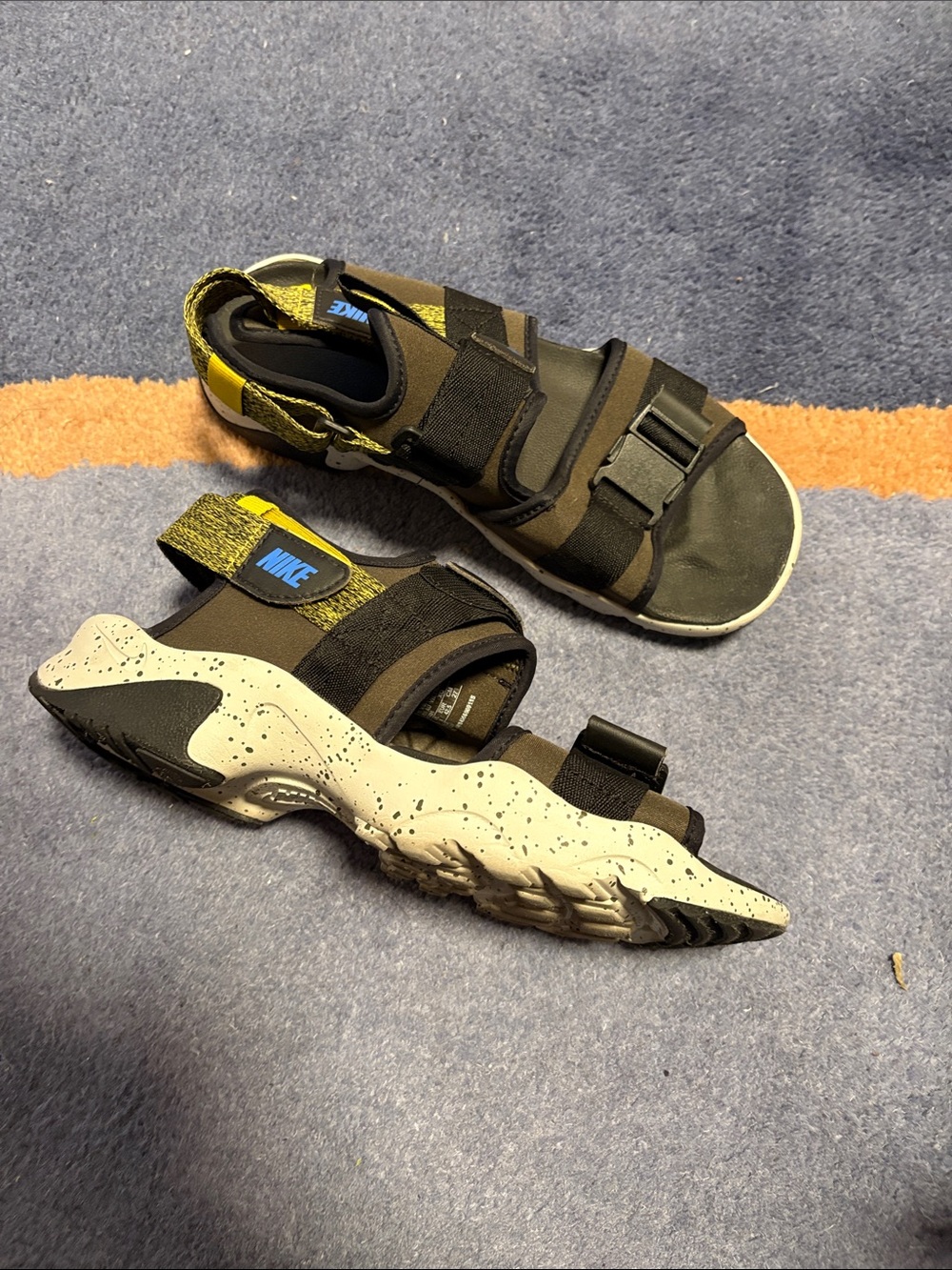 Nike canyon Sport Sandals with Speckled Cream Sole